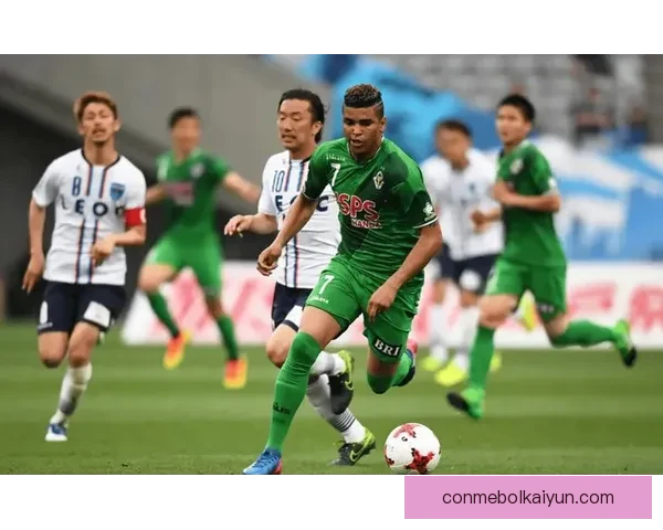 克罗斯中场价值持续提升，表现稳健引发各界关注