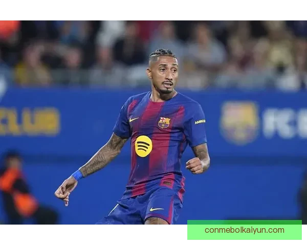 拉菲尼亚迎来欧冠表现稳健，联合金靴名号引关注