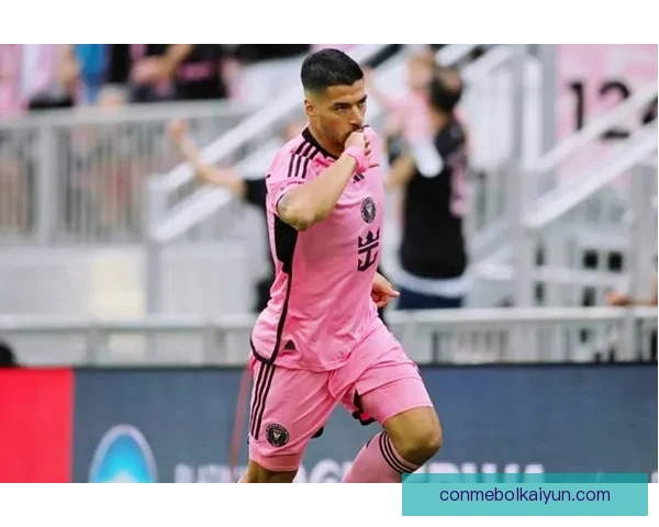 苏亚雷斯技术特点解析：射术精湛、跑位灵活、对抗能力突出